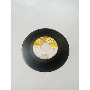 The Bee Gees 45 RPM How Can You Mend A Broken Heart /Country Woman ATCO 45-6824